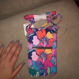 Mundi wristlet/crossbody wallet floral